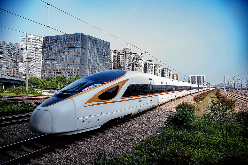 国庆假期广铁集团预计发送旅客1500万人