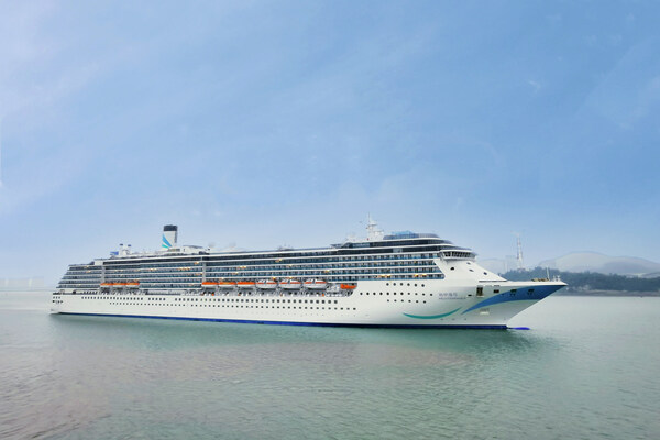 爱达邮轮旗下地中海号首次停靠厦门，开启厦门国际邮轮航季