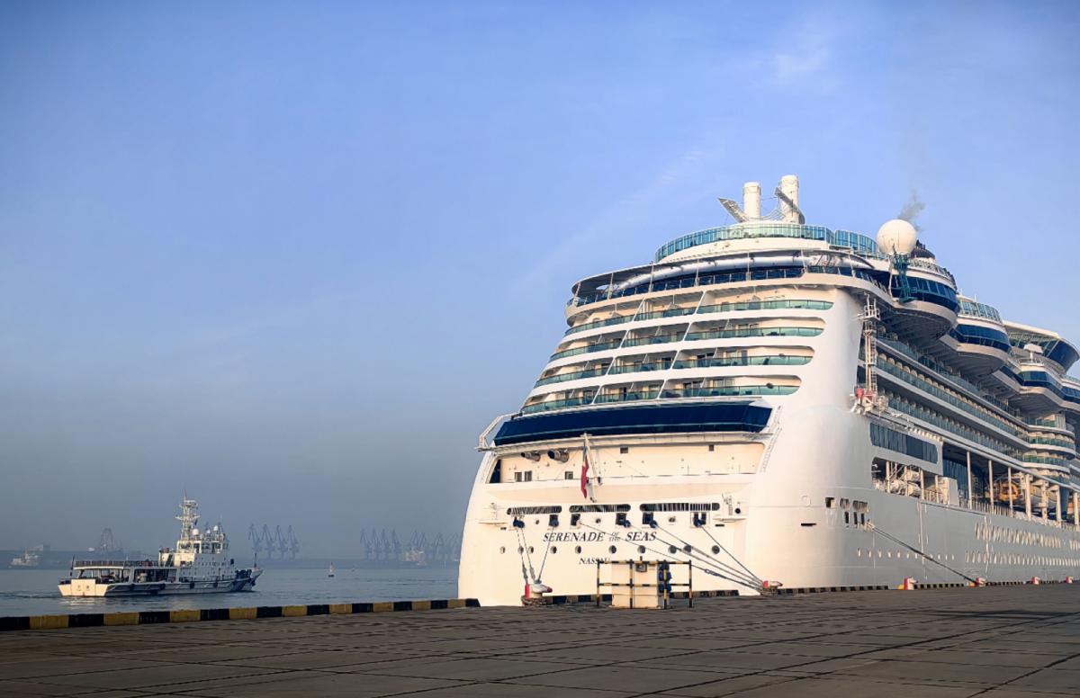 “海洋旋律号”停靠天津国际邮轮母港 1800名国际游客开启京津两日游