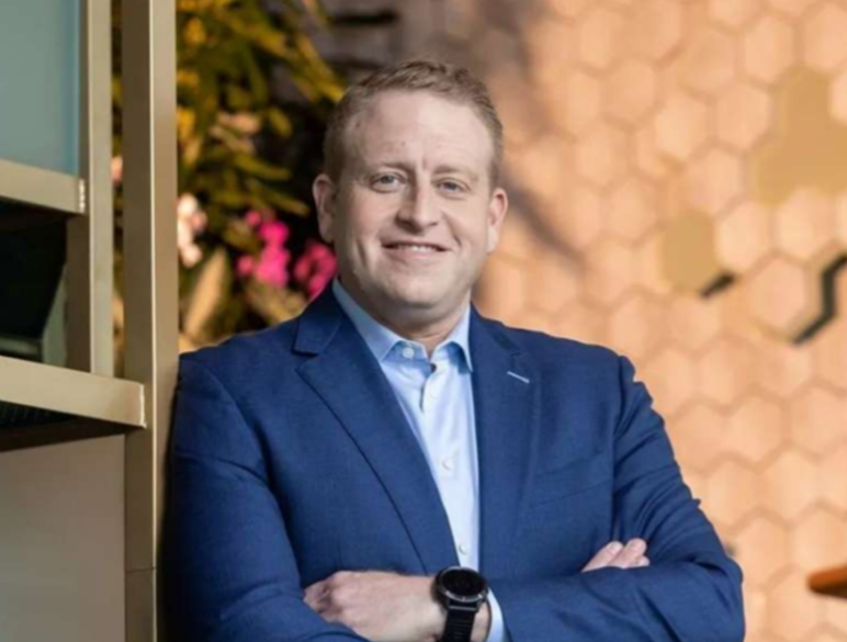 皇家加勒比集团公布2025年第三季度财报，上调全年指导目标并发布全新专属目的地