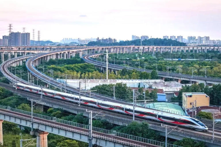 新列车运行图将实施 南宁到北京最快10小时3分可达